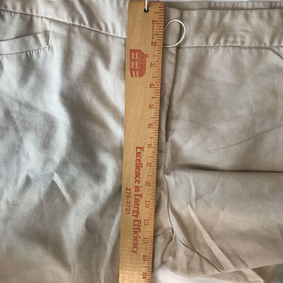 Roz & Ali Capri  Womens Size 18 Beige Tapered Leg Ankle Stretch Flat Front - Picture 7 of 9